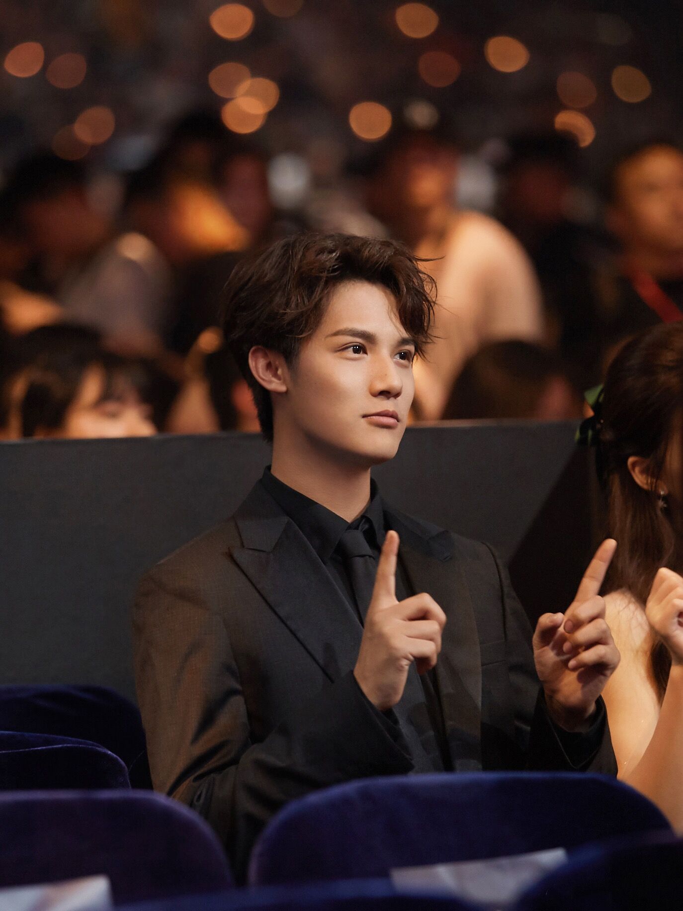  p>郑业成,1993年8月26日出生于 a target="_blank" href="/item/吉林