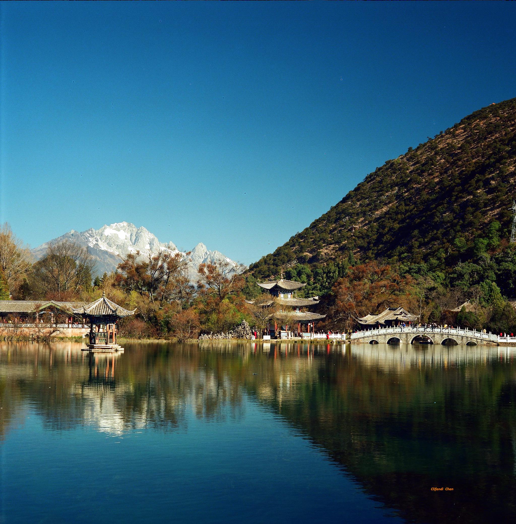 黑龙潭