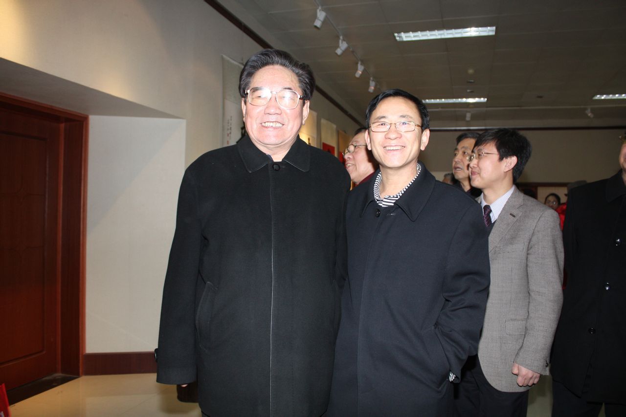  p data-id="gnbw4cvgty">刘洪文,男,生于1963年,祖籍河北广平.