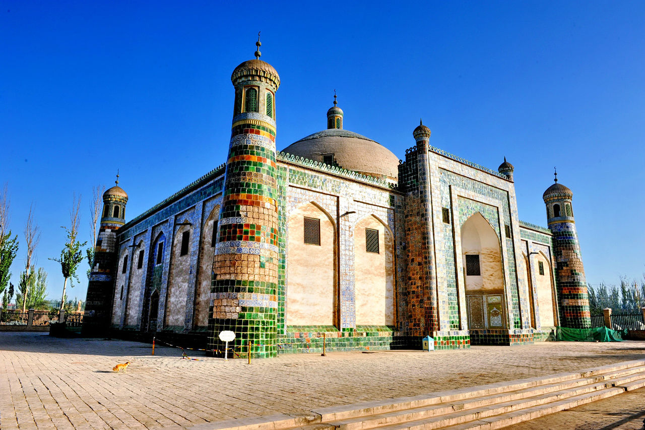 市 /a>东郊5千米的 a target="_blank" href="/item/浩罕村/14072666"