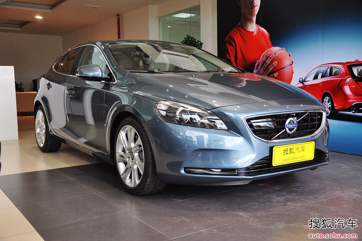  p>沃尔沃v40是 a target="_blank" href="/item/沃尔沃/156892" data