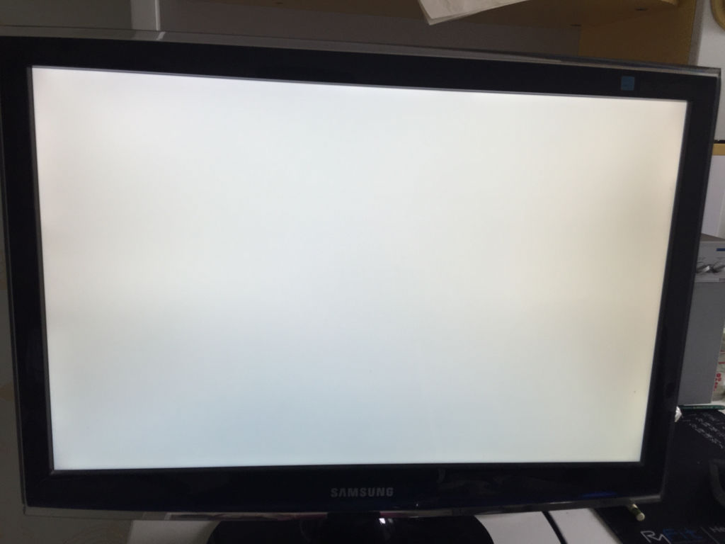 液晶显示器