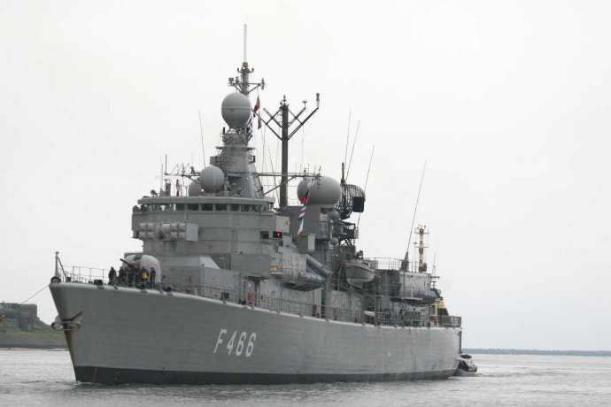  p>埃利级导弹护卫舰(英语:elli-class frigate,希腊语:λλη (Τπ