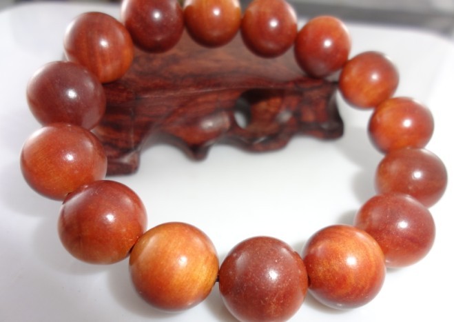 其原材料血龙木具有很好的药用价值.