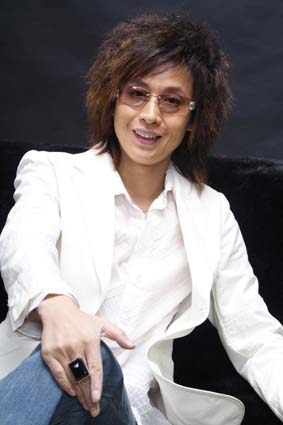 在跳情在烧》是著名歌手<a target="