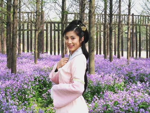 ">陈倩,北京女性 a target="_blank" href="/item/配音演员/1093597"