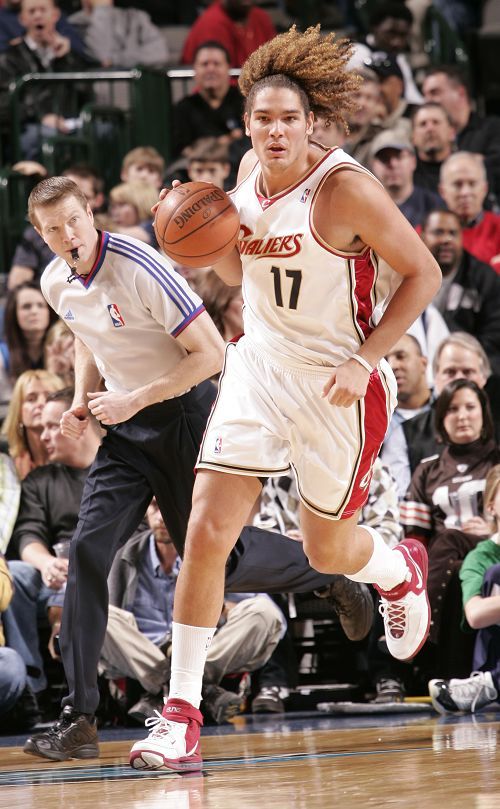  p data-id="gnwo83f0za">安德森·瓦莱乔(anderson varejao),1982年9