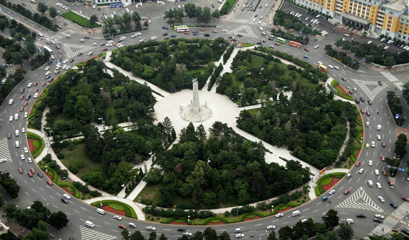  p>人民广场(people`s square)位于中国吉林省长春市朝阳区,是长春市