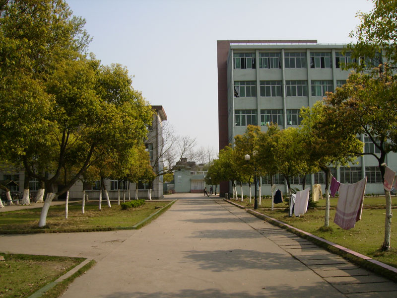江西丰城拖船中学