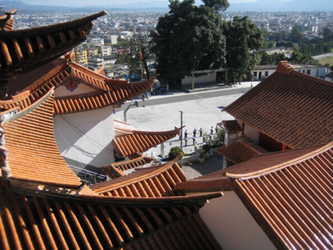  p>玉佛寺,始创建于1986年,是宗教活动场所,保山市重点寺院,佛教圣地