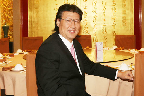  p data-id="gnvj8wqvp7">董振祥,别名大董,男,1961年12月出生, a