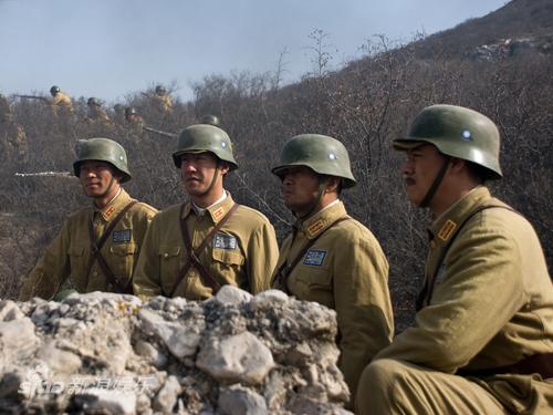 于北京,毕业于 a target="_blank" href="/item/中央戏剧学院/305391"