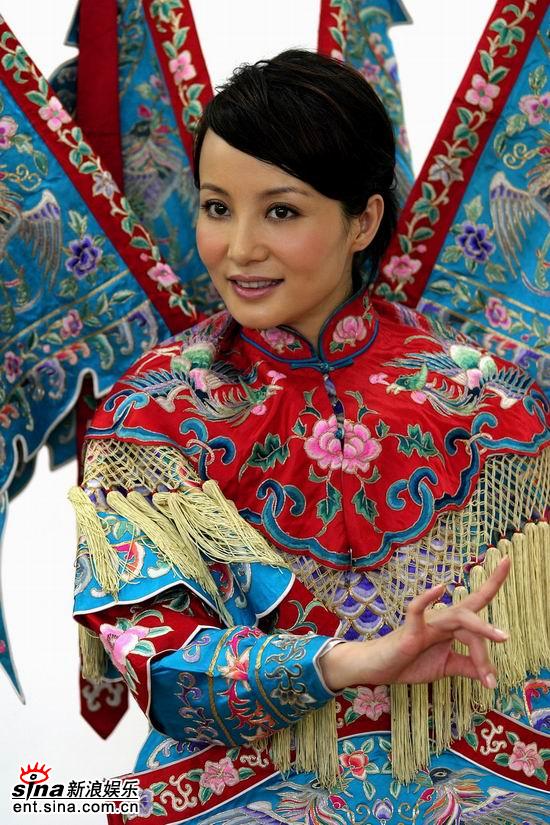  p>《茉莉花》是由贾立强编剧,沈涛导演的民歌传奇类电视连续剧.