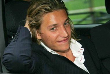 法国总统 a target="_blank" href="/item/尼古拉·萨科齐/4242790"