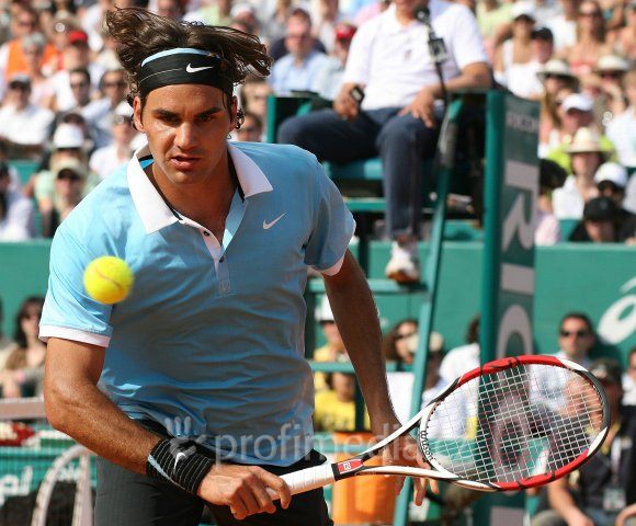  p>罗杰·费德勒(roger federer),1981年8月8日出生于瑞士 a target="