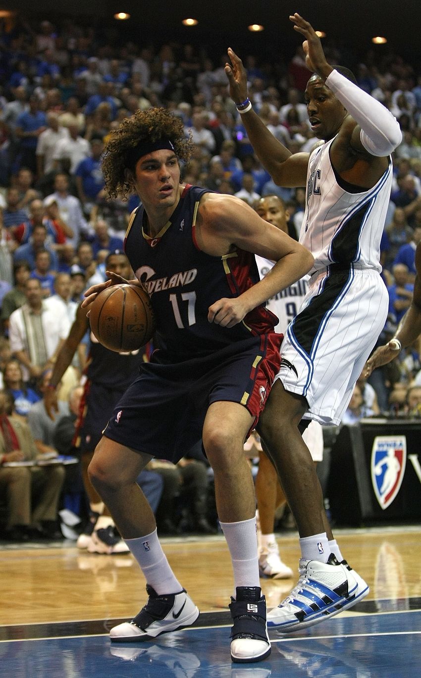  p data-id="gnwo83f0za">安德森·瓦莱乔(anderson varejao),1982年9
