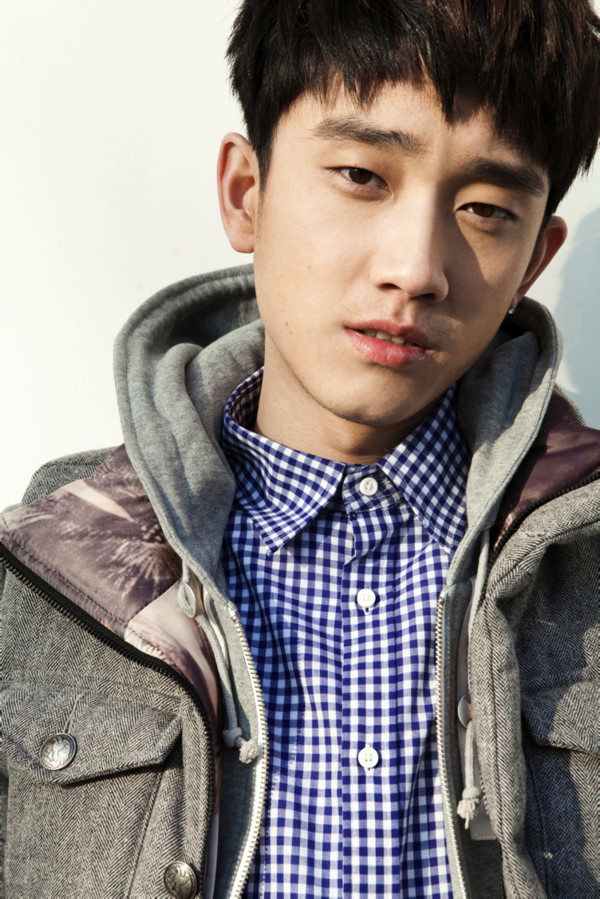  p>王矜霖 ,1990年4月23日出生于黑龙江省哈尔滨市巴彦县,中国内地