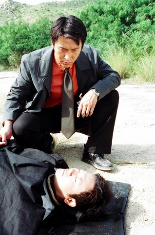  p>《咫尺疑魂》是2003年上映的一部香港剧情电影,由 a target="
