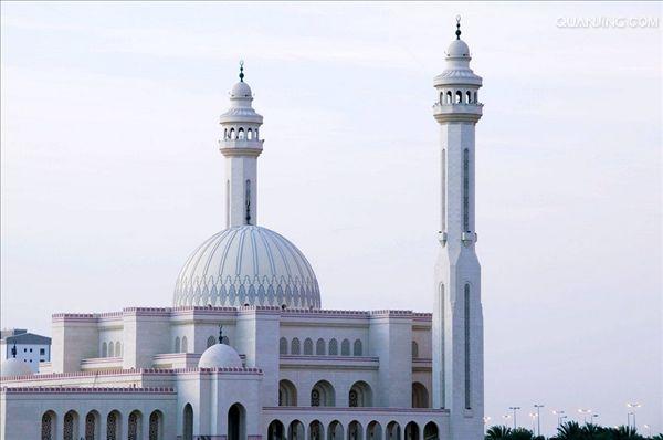  p>清真寺,也称礼拜寺,是 a target="_blank" href="/item/伊斯兰教