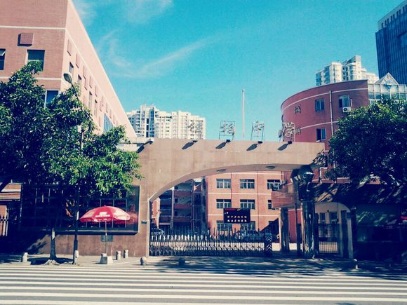 厦门市松柏中学