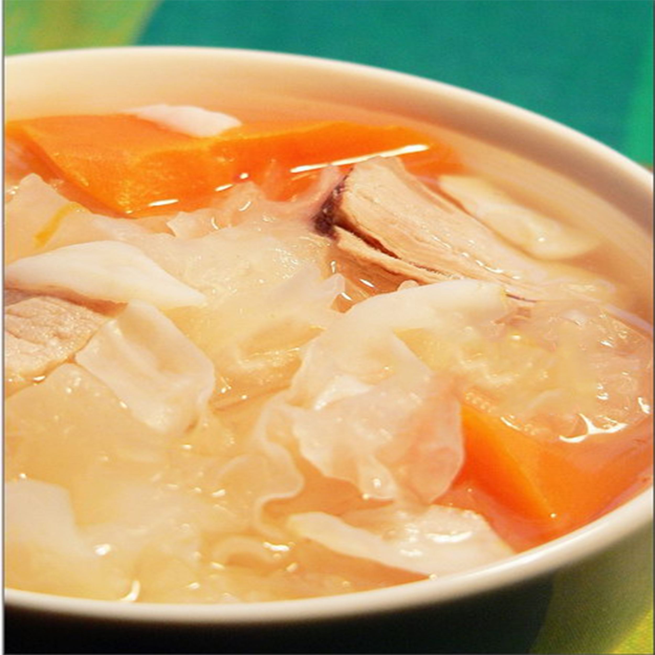 瘦肉百合银耳汤