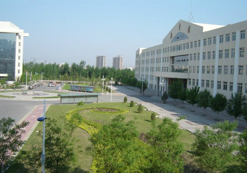 朝阳第一高级中学