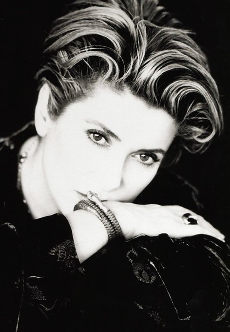  p>凯瑟琳·德纳芙(catherine deneuve),1943年10月22日出生于法国