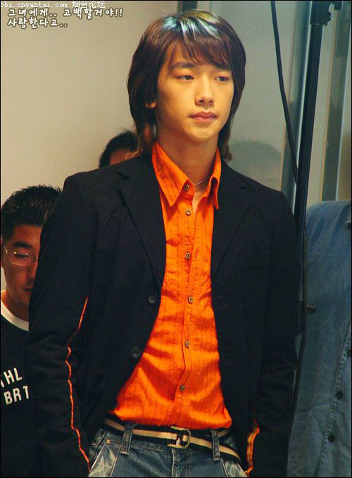  p>郑智薰(rain),1982年6月25日出生于韩国首尔,韩国流行男歌手,演员