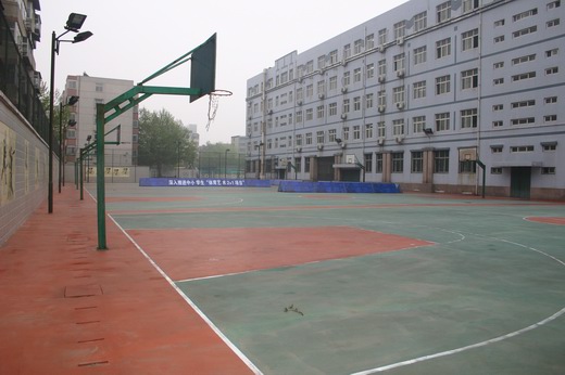  p>郑州市第五中学是 a href="#" data-lemmaid="10748369">郑州市