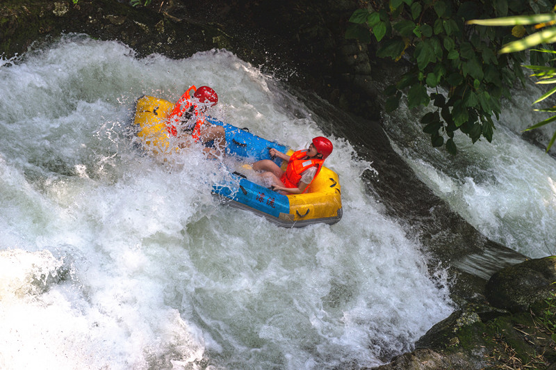 碧水峡漂流