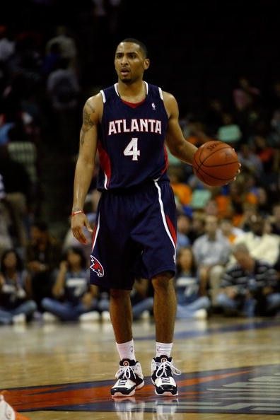  p>阿西·劳(acie law),1985年1月25日出生于美国 a href="#" data