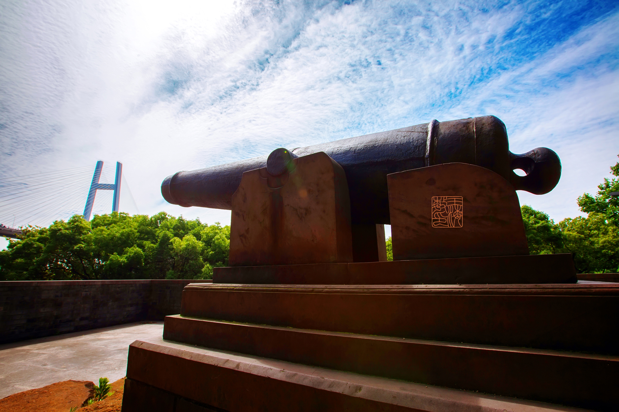 gky2">安远炮台位于 a target="_blank" href="/item/招宝山/1663780"