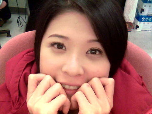  p data-id="gocqjhefgs">李燕,1981年11月20日出生于台湾,毕业于国立