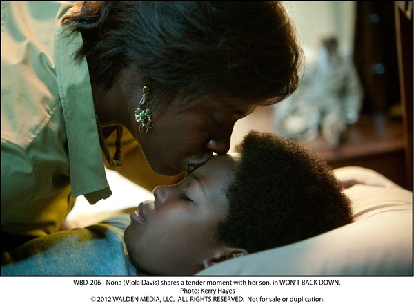  p>《永不言弃》是2012年9月28日上映的美国剧情,励志电影,由丹尼尔