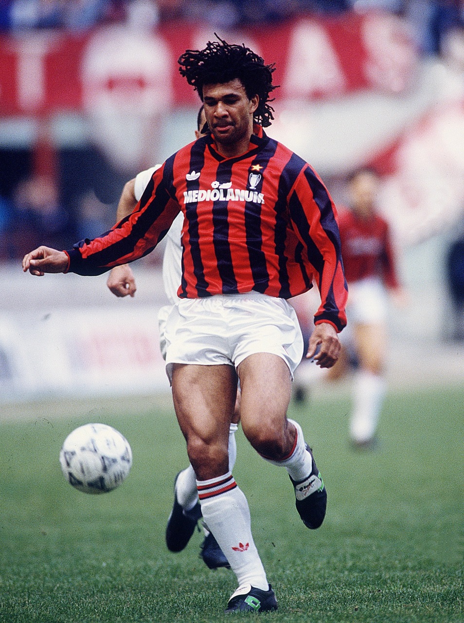  p>路德·古利特(ruud gullit),1962年9月1日出生于荷兰 a target="