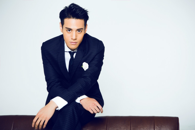  p>杜天皓(calvin tu),1993年10月18日出生于台湾省台北市,加拿大华裔