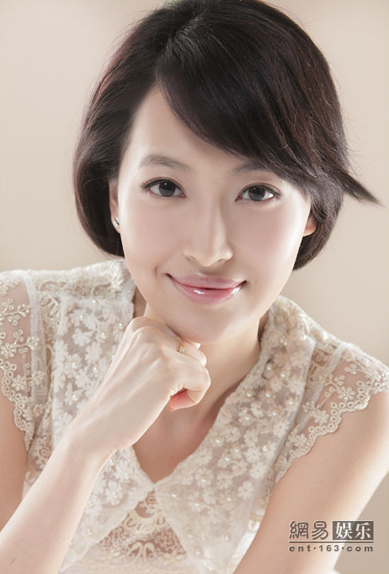 lemmaid="9504450">遗忘 /a>》是由王海涛作词,明太鱼作曲,张希编曲