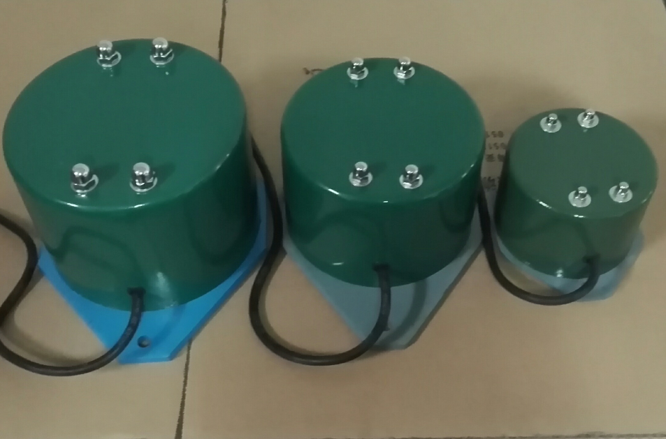 电磁振动器