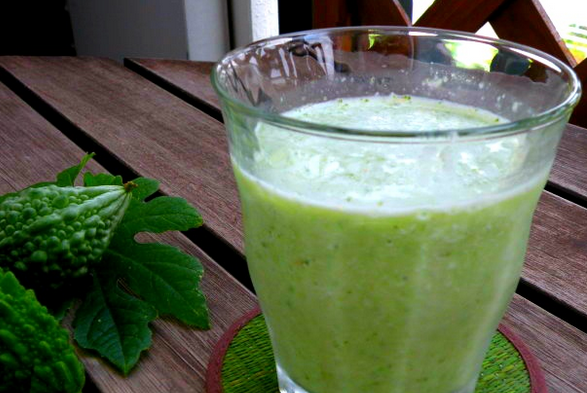 柠檬金桔苦瓜汁