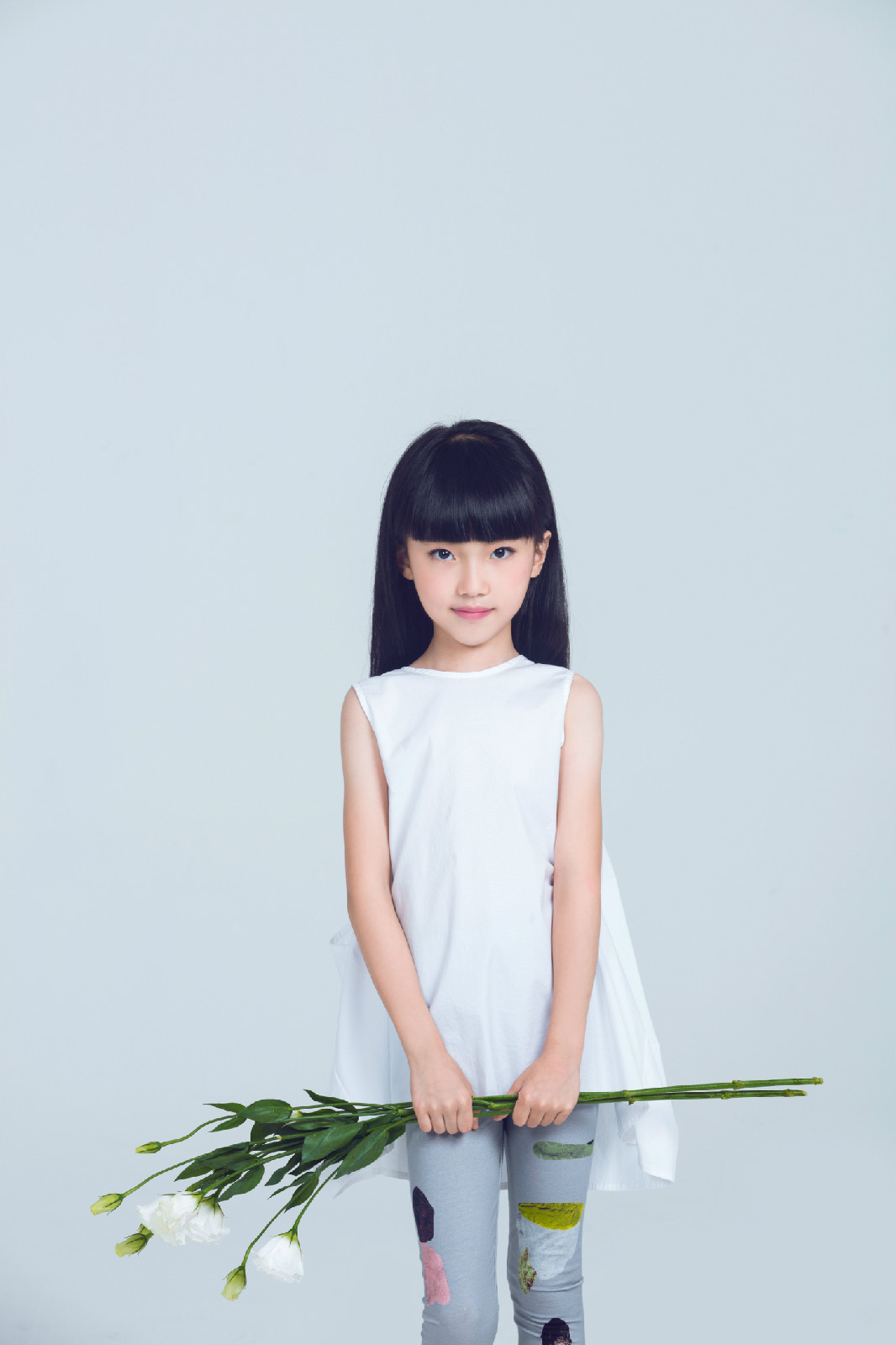 女,2007年10月3日出生于北京市东城区,童星,小歌手,中国内地女演员