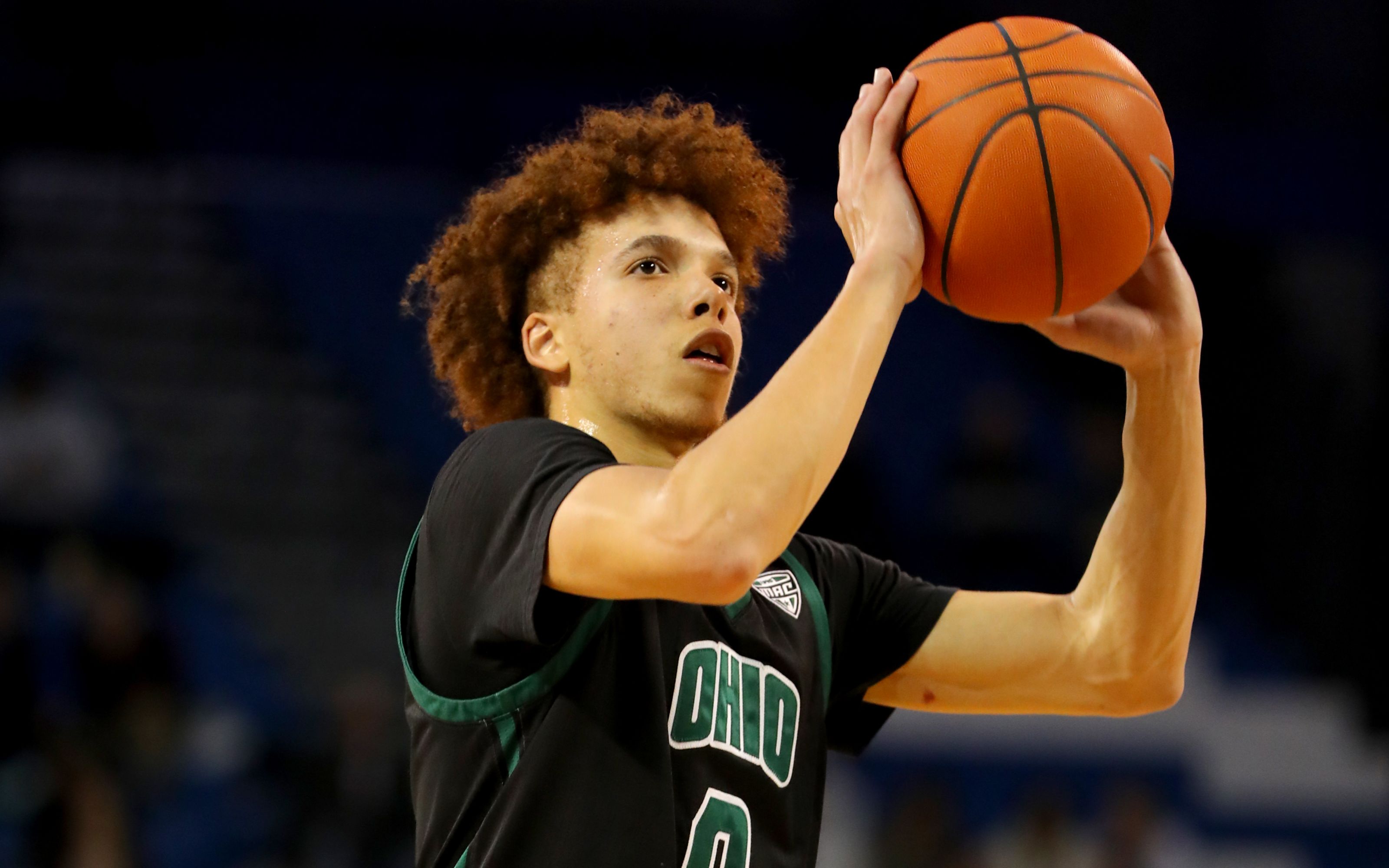  p data-id="sfuvcmzzv1hr">杰森·普雷斯顿,美国篮球运动员,效力于 a