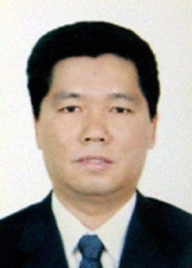 中共 a target="_blank" href="/item/宝丰">宝丰 /a>县委副书记