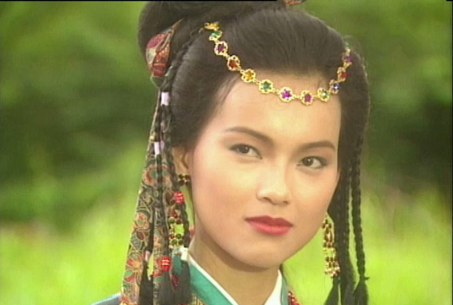 侠展昭/7286978" data-lemmaid="7286978">南侠展昭 /a>》,陈佩珊饰演