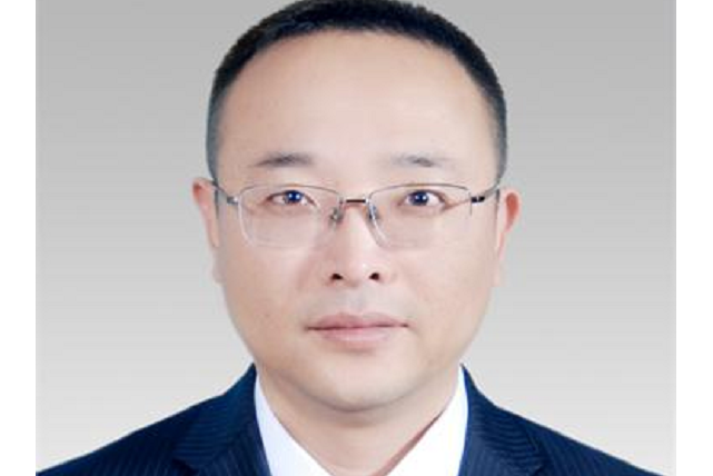  p data-id="gnc0kbpyv0">朱江,曾任辽宁省丹东市工业和信息化局局长.