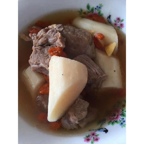 枸杞山药龙骨煲