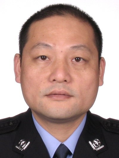 年12月参加工作 /p> p>现任温州市永嘉县公安局党委副书记,常务副局长