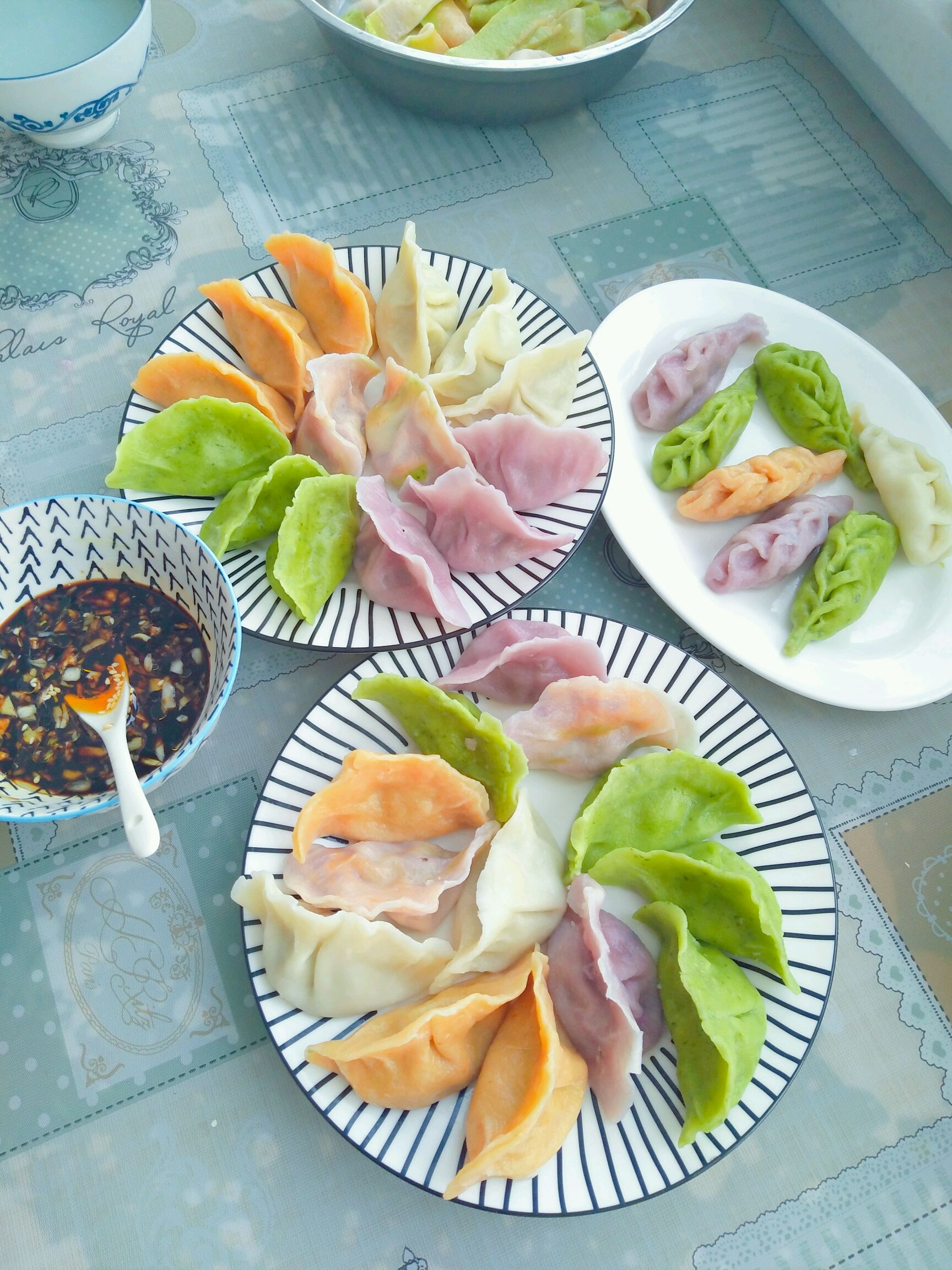 百年面道彩色什锦水饺