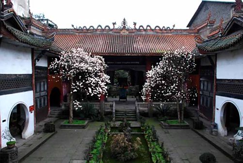 <p>春秋祠