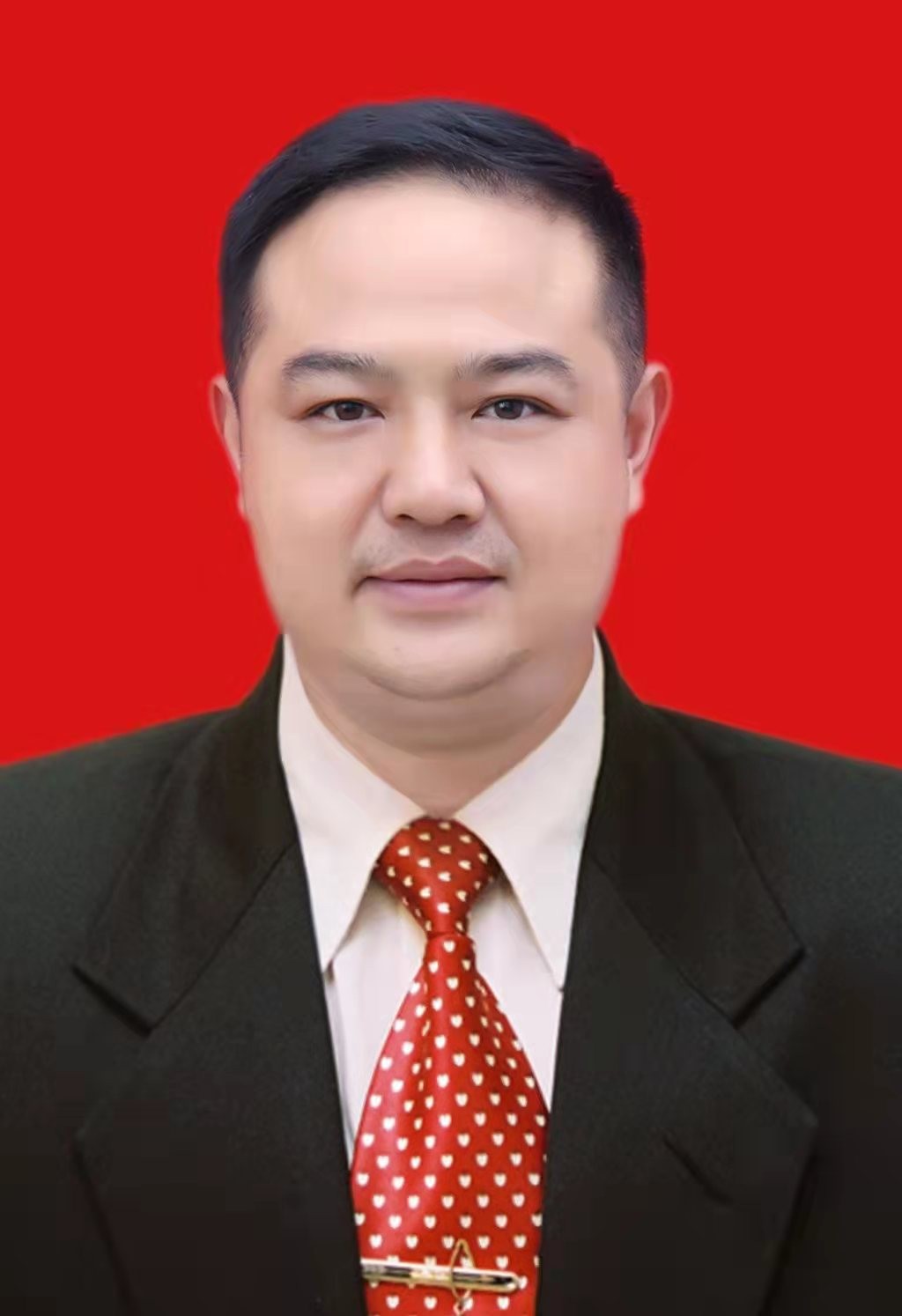  p data-id="u8pg79gcytfk">尹志峰,现任湖南省株洲市茶陵县人民政府