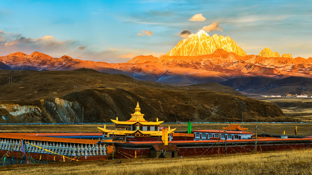  p>琼堆寺,位于西藏自治区日喀则地区萨迦县雄麦乡琼堆村东,是一座